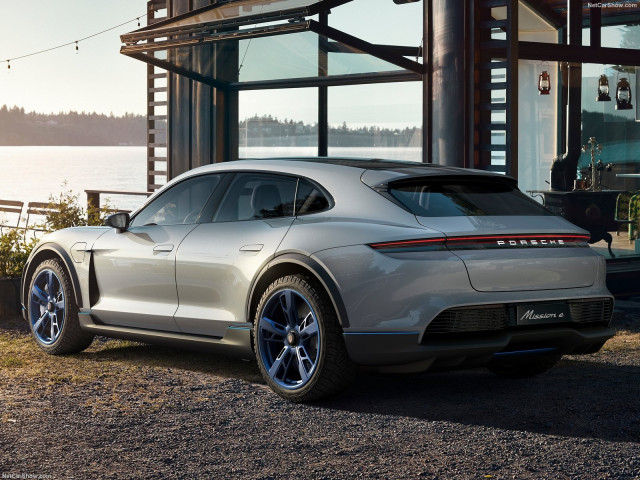 Porsche Mission E фото