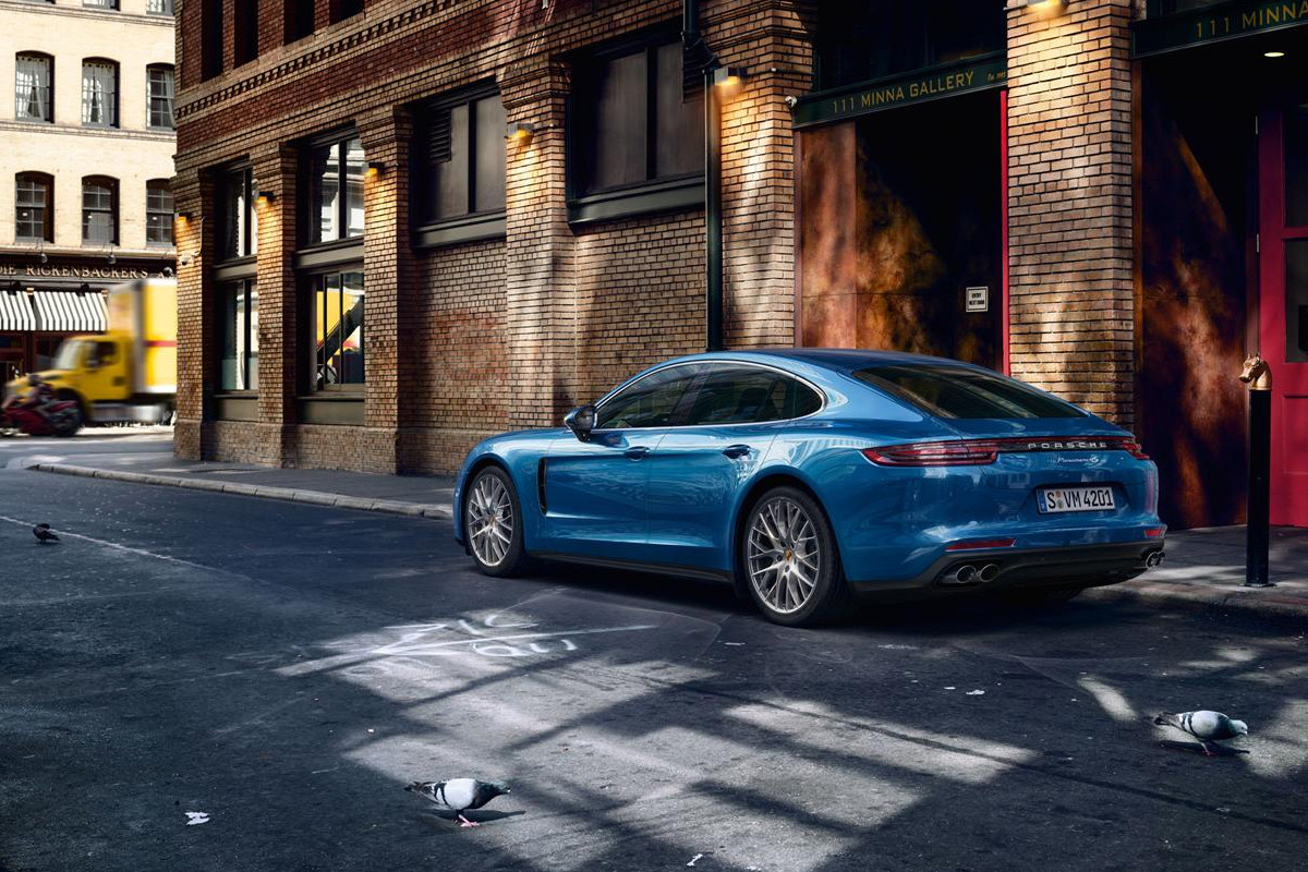 Porsche Panamera 4 E-Hybrid фото 175093