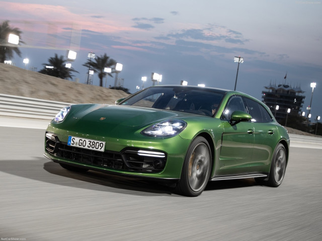 Porsche Panamera Sport Turismo фото