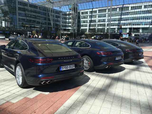 Porsche Panamera фото