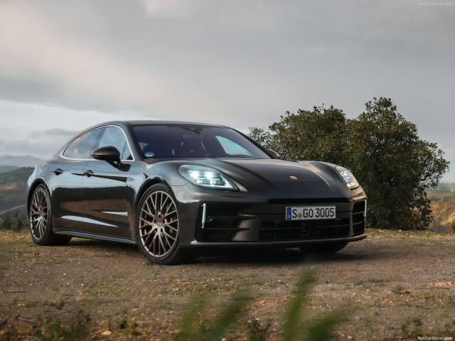 Porsche Panamera фото