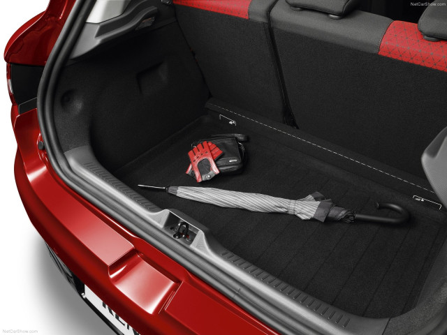 Renault Clio фото