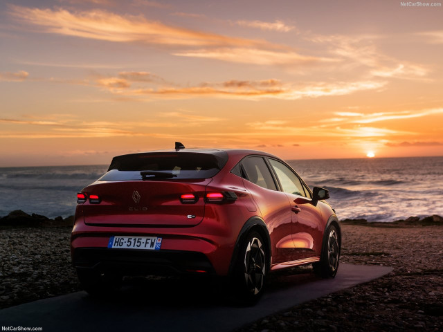 Renault Clio фото