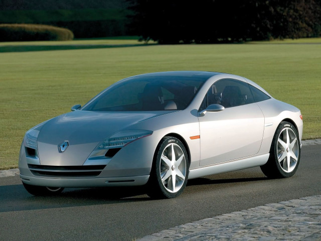 Renault Fluence фото