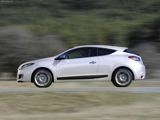 Renault Megane Coupe GT фото