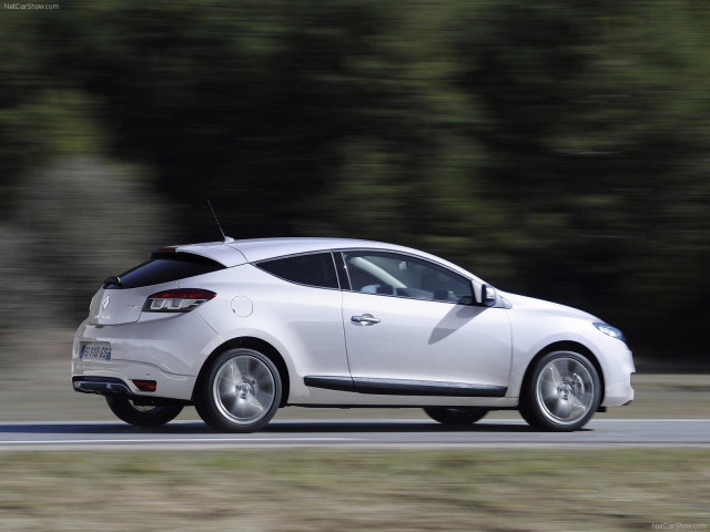 Renault Megane Coupe GT фото