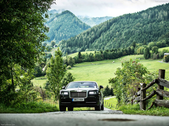 Rolls-Royce Wraith фото