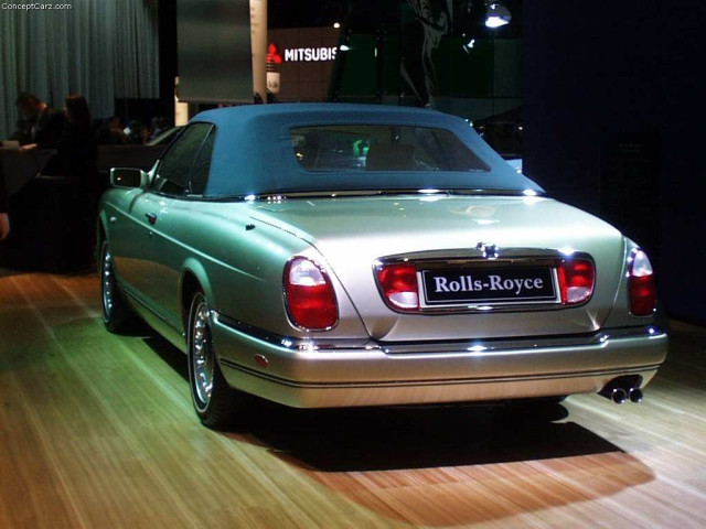 Rolls-Royce Corniche фото