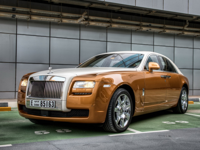 Rolls-Royce Ghost фото