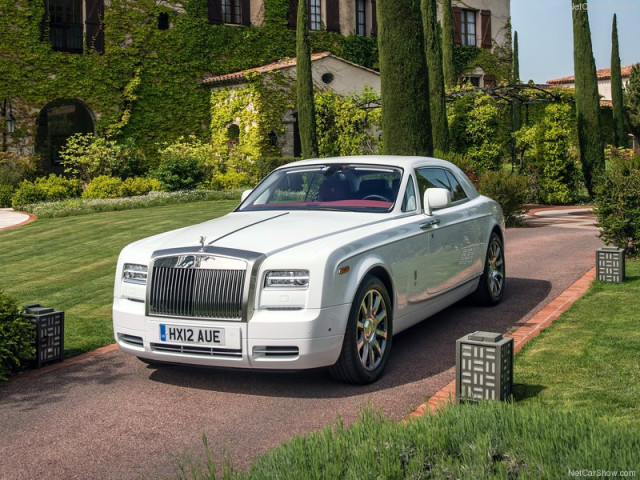 Rolls-Royce Phantom Coupe фото