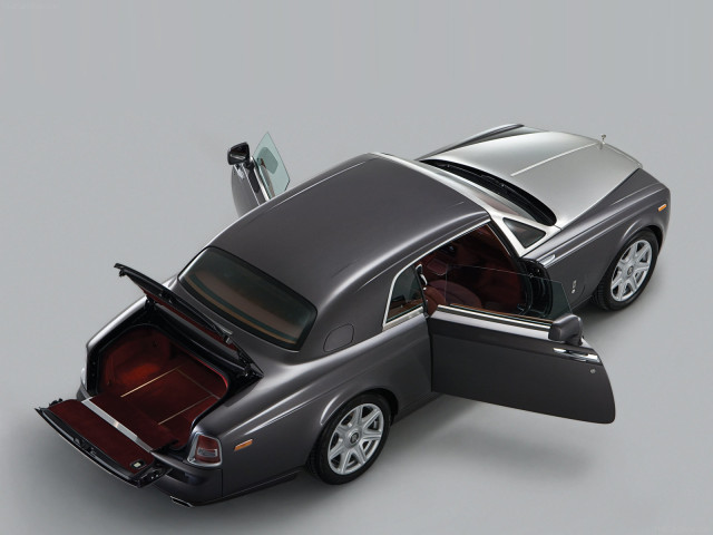 Rolls-Royce Phantom Coupe фото