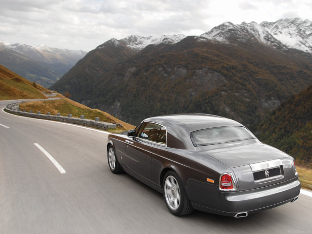 Rolls-Royce Phantom Coupe фото