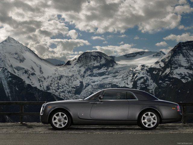 Rolls-Royce Phantom Coupe фото