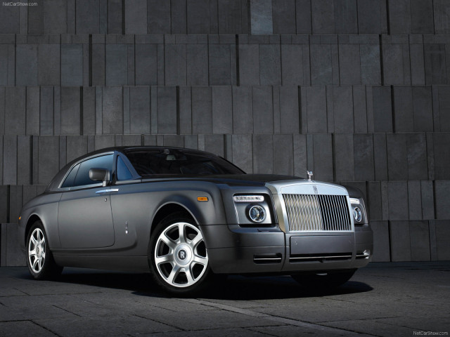 Rolls-Royce Phantom Coupe фото