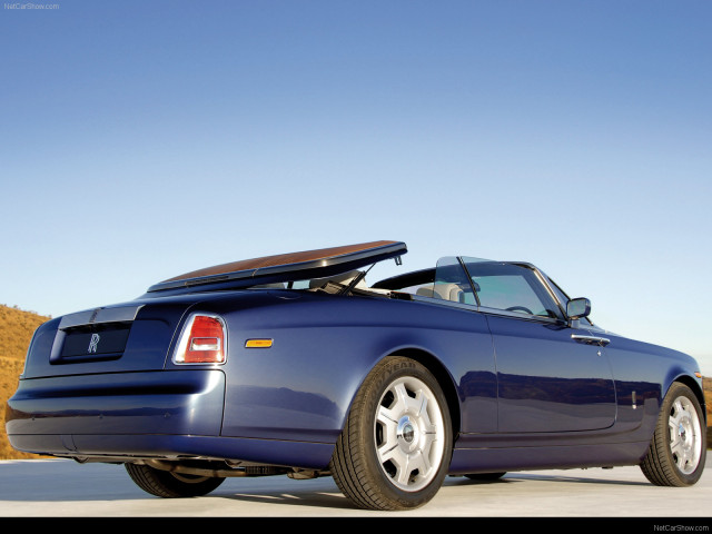 Rolls-Royce Phantom Drophead Coupe фото