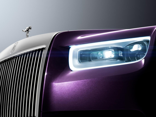 Rolls-Royce Phantom фото