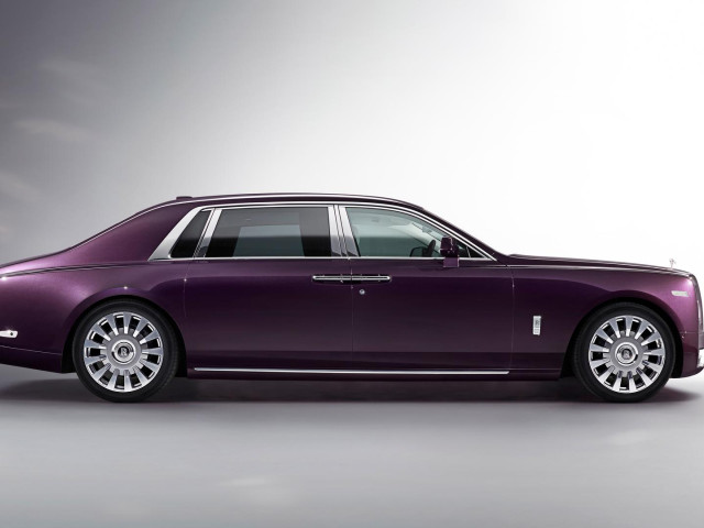 Rolls-Royce Phantom фото