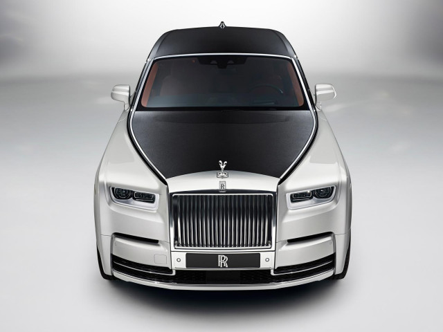 Rolls-Royce Phantom фото