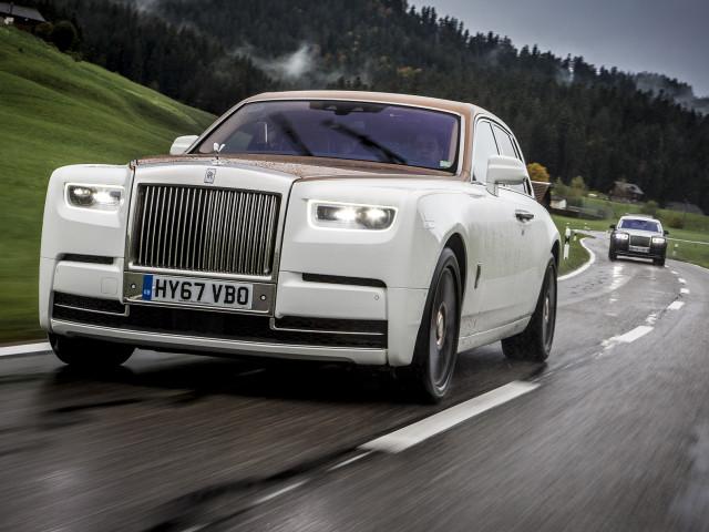 Rolls-Royce Phantom фото