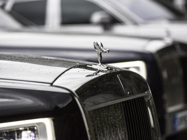 Rolls-Royce Phantom фото