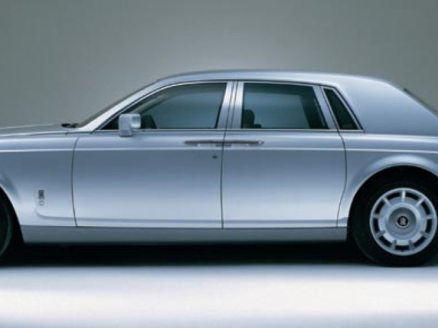 Rolls-Royce Phantom фото