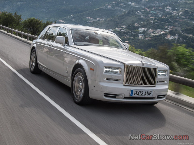 Rolls-Royce Phantom фото