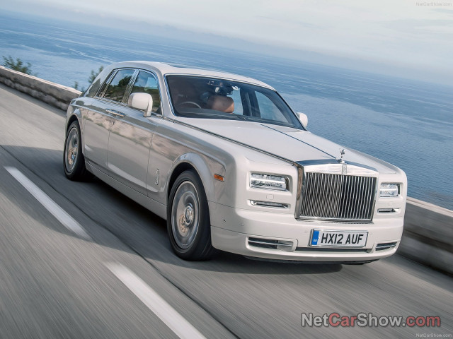 Rolls-Royce Phantom фото