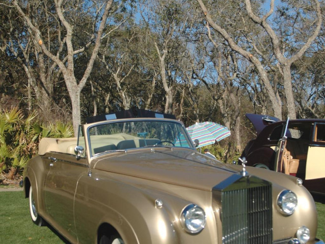 Rolls-Royce Silver Cloud фото