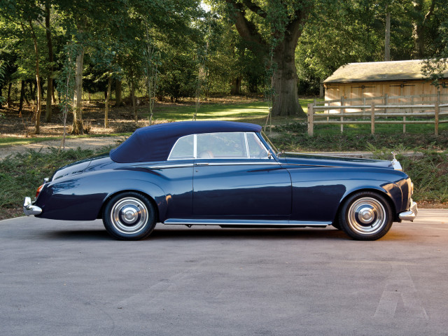 Rolls-Royce Silver Cloud фото