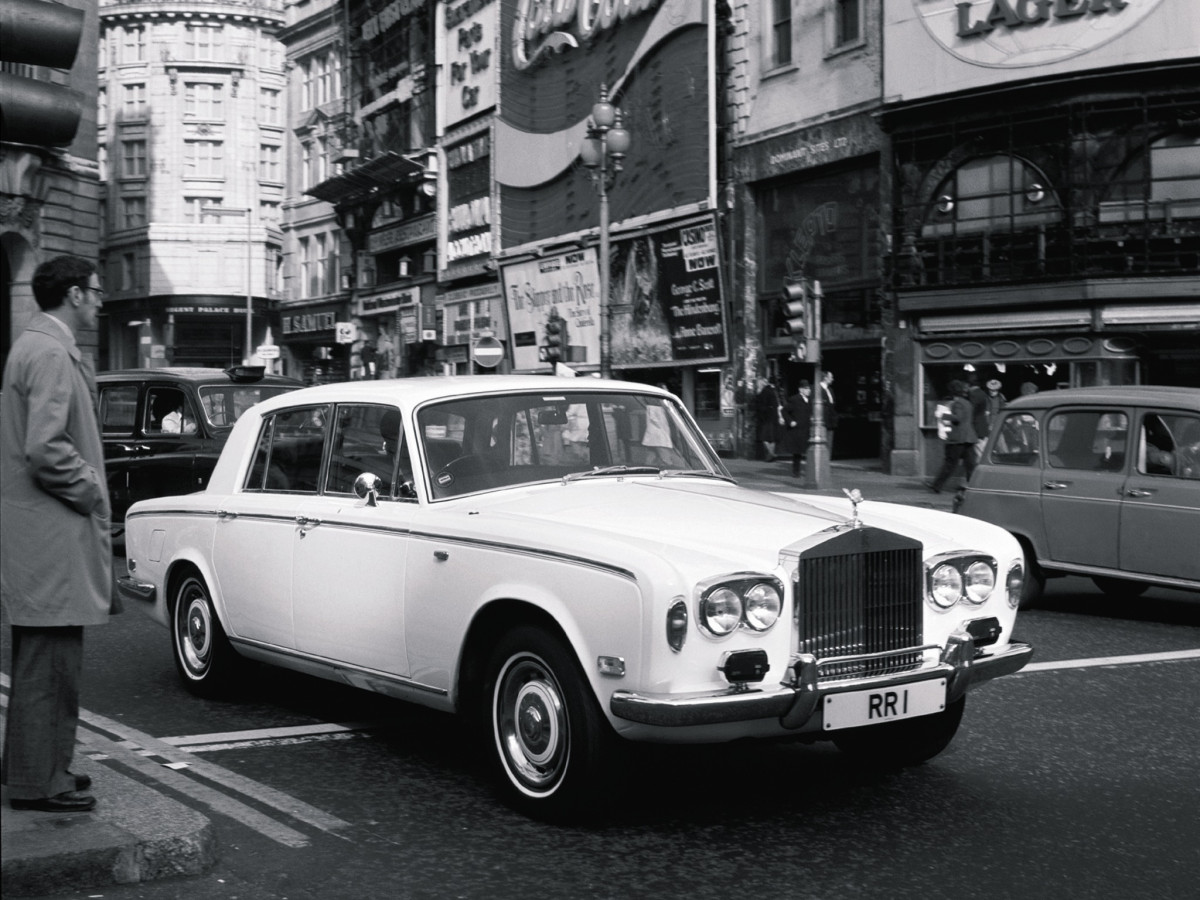 Rolls-Royce Silver Shawdow фото 86135