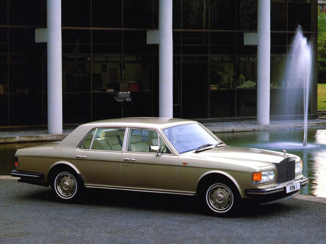 Rolls-Royce Silver Spirit фото