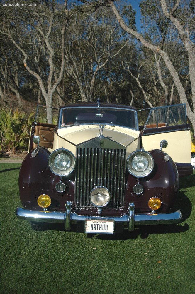 Rolls-Royce Silver Wraith фото 25071