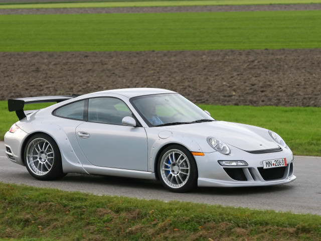 Ruf RGT фото