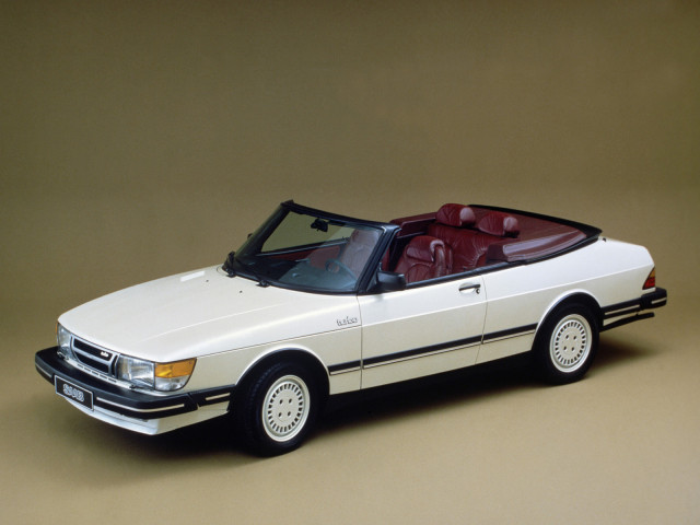 Saab 900 фото