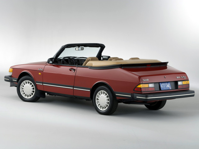 Saab 900 фото