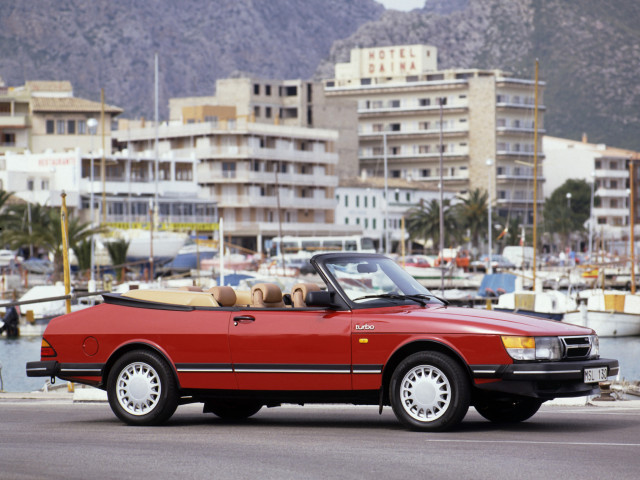 Saab 900 фото