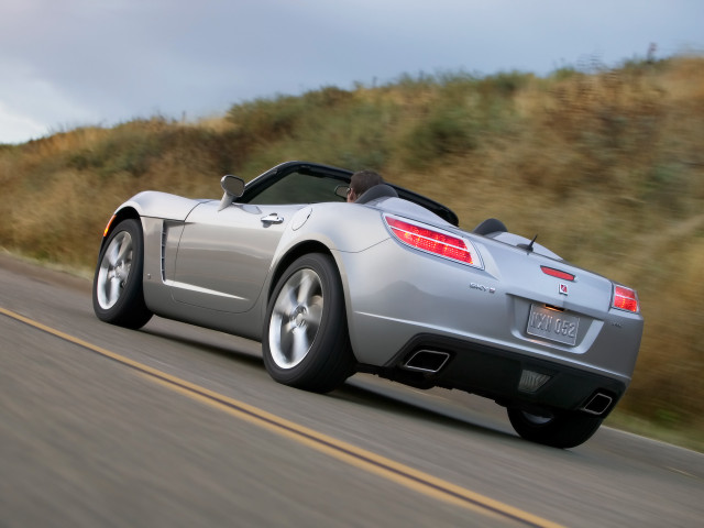 Saturn Sky фото