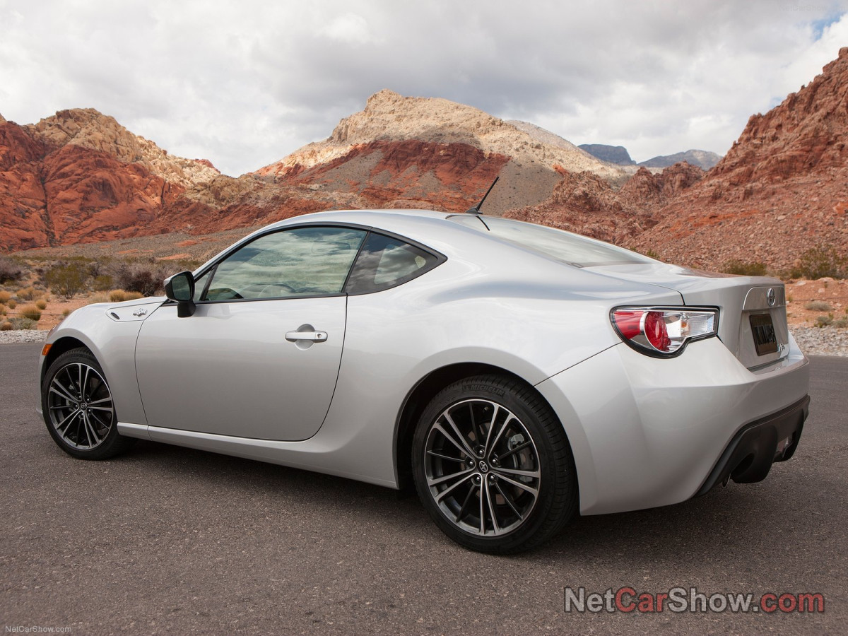 Scion FR-S фото 94823