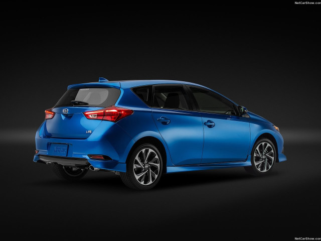 Scion iM фото