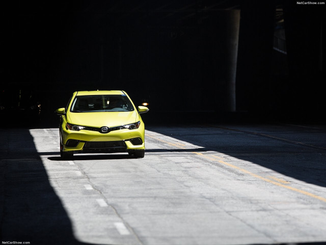 Scion iM фото