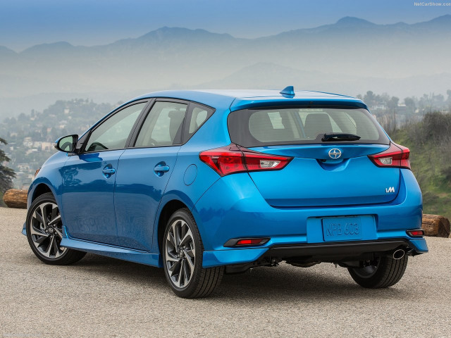 Scion iM фото