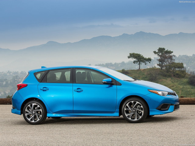 Scion iM фото