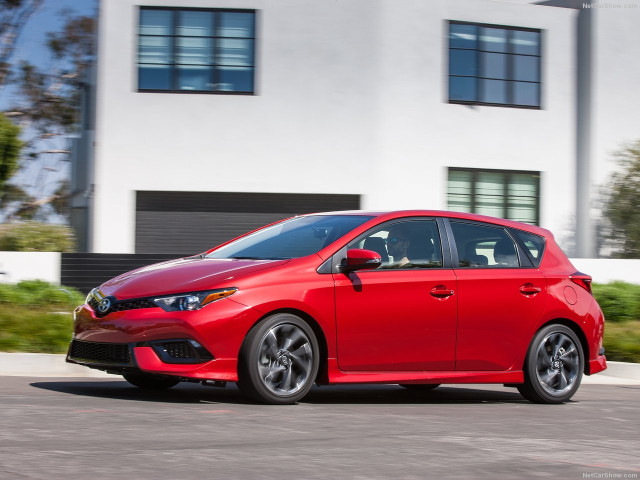 Scion iM фото