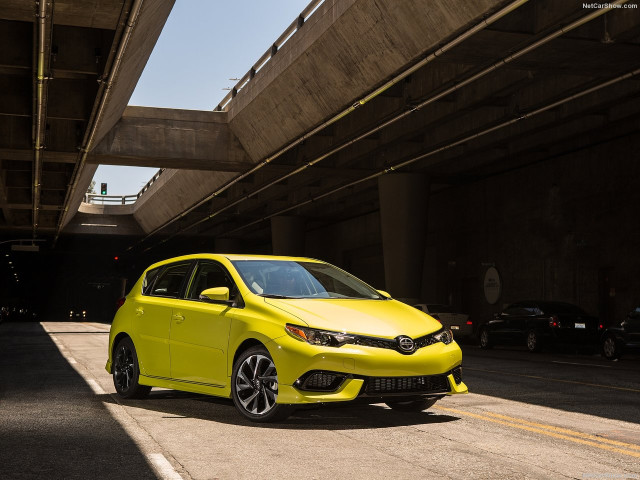 Scion iM фото