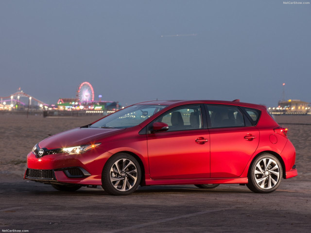 Scion iM фото