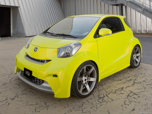 Scion iQ фото