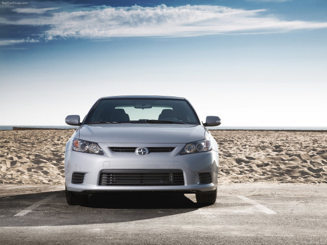 Scion tC фото