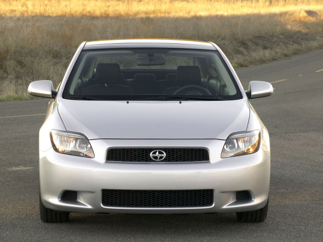 Scion tC фото