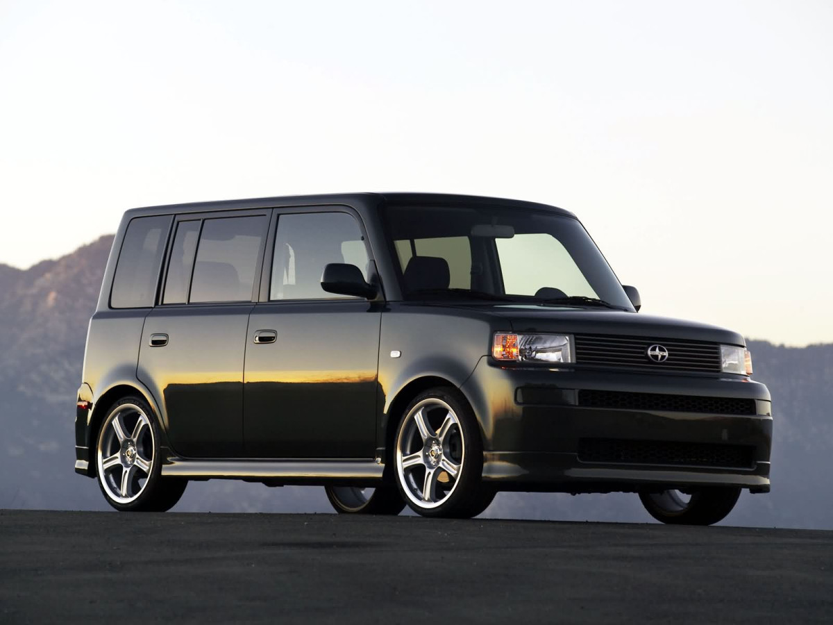 Scion xB фото 12873