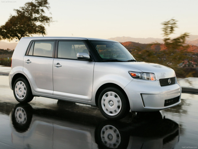 Scion xB фото